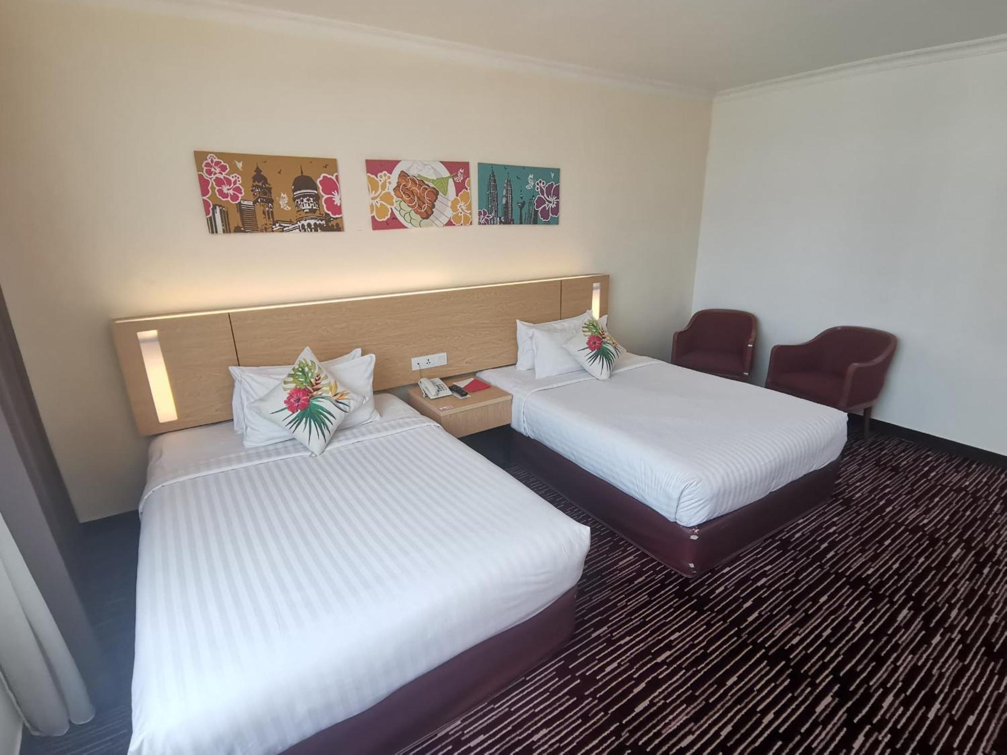 Rhr Hotel קאג'אנג מראה חיצוני תמונה