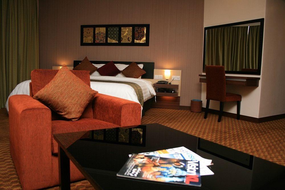 Rhr Hotel קאג'אנג מראה חיצוני תמונה