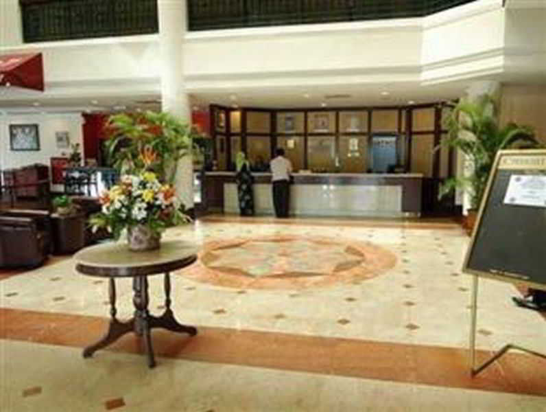 Rhr Hotel קאג'אנג מראה חיצוני תמונה