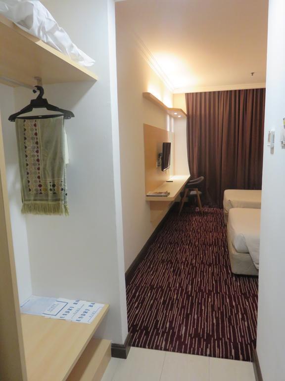 Rhr Hotel קאג'אנג מראה חיצוני תמונה