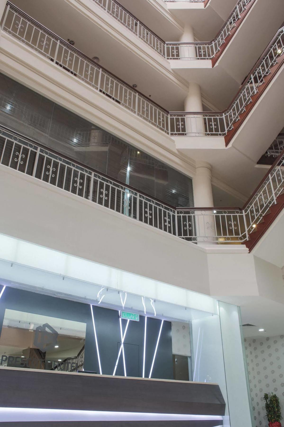 Rhr Hotel קאג'אנג מראה חיצוני תמונה