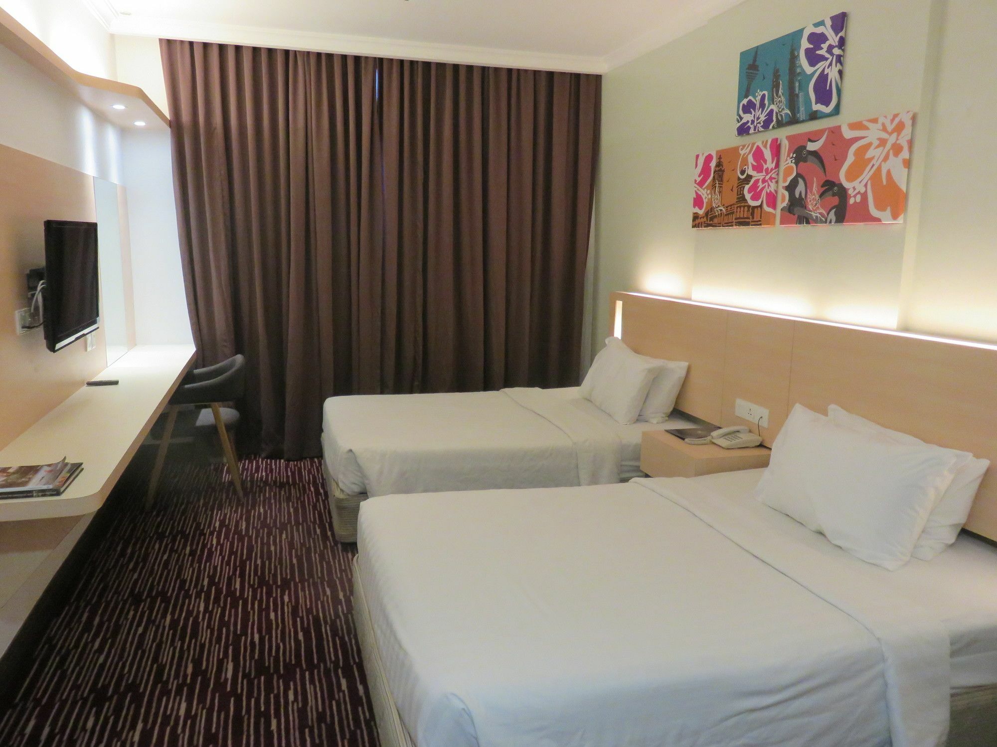 Rhr Hotel קאג'אנג מראה חיצוני תמונה