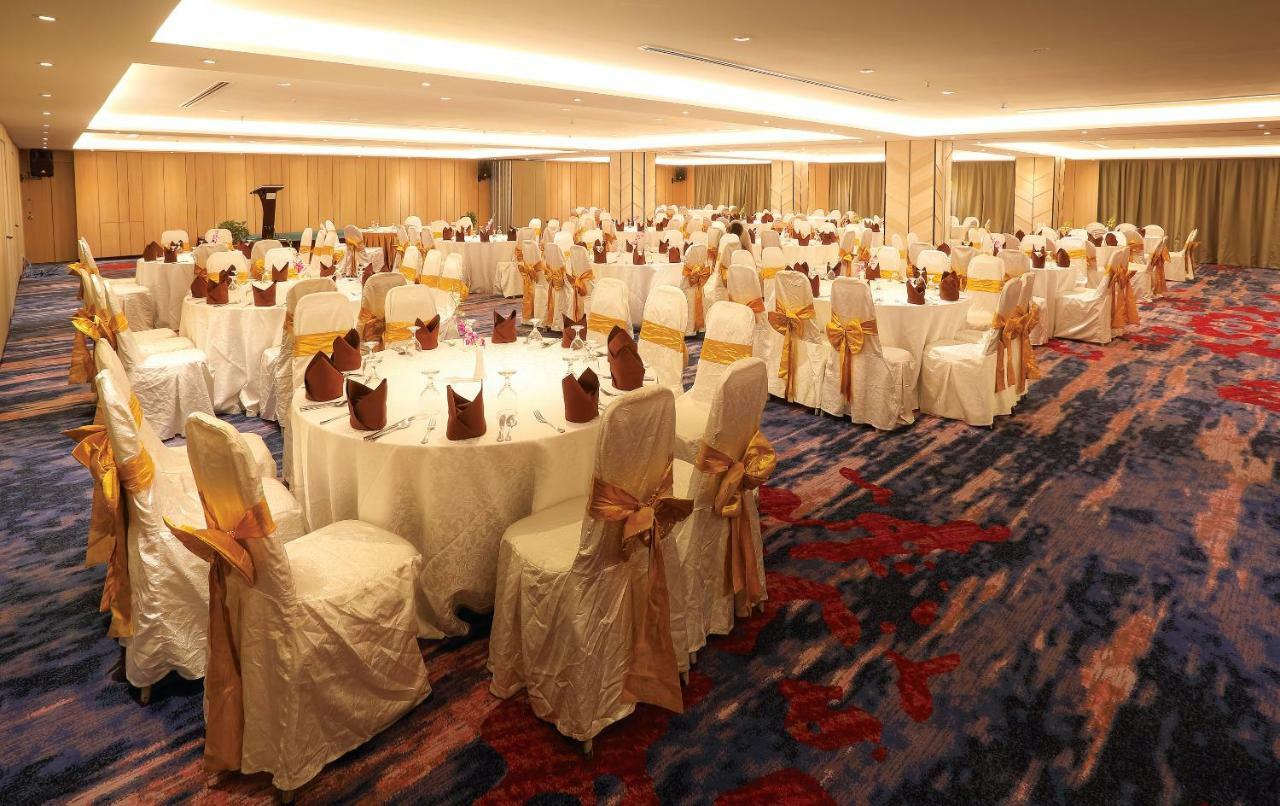 Rhr Hotel קאג'אנג מראה חיצוני תמונה