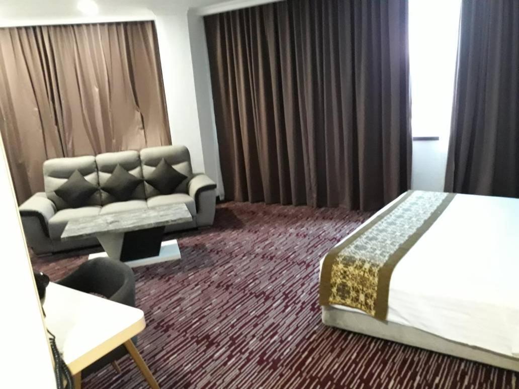Rhr Hotel קאג'אנג מראה חיצוני תמונה